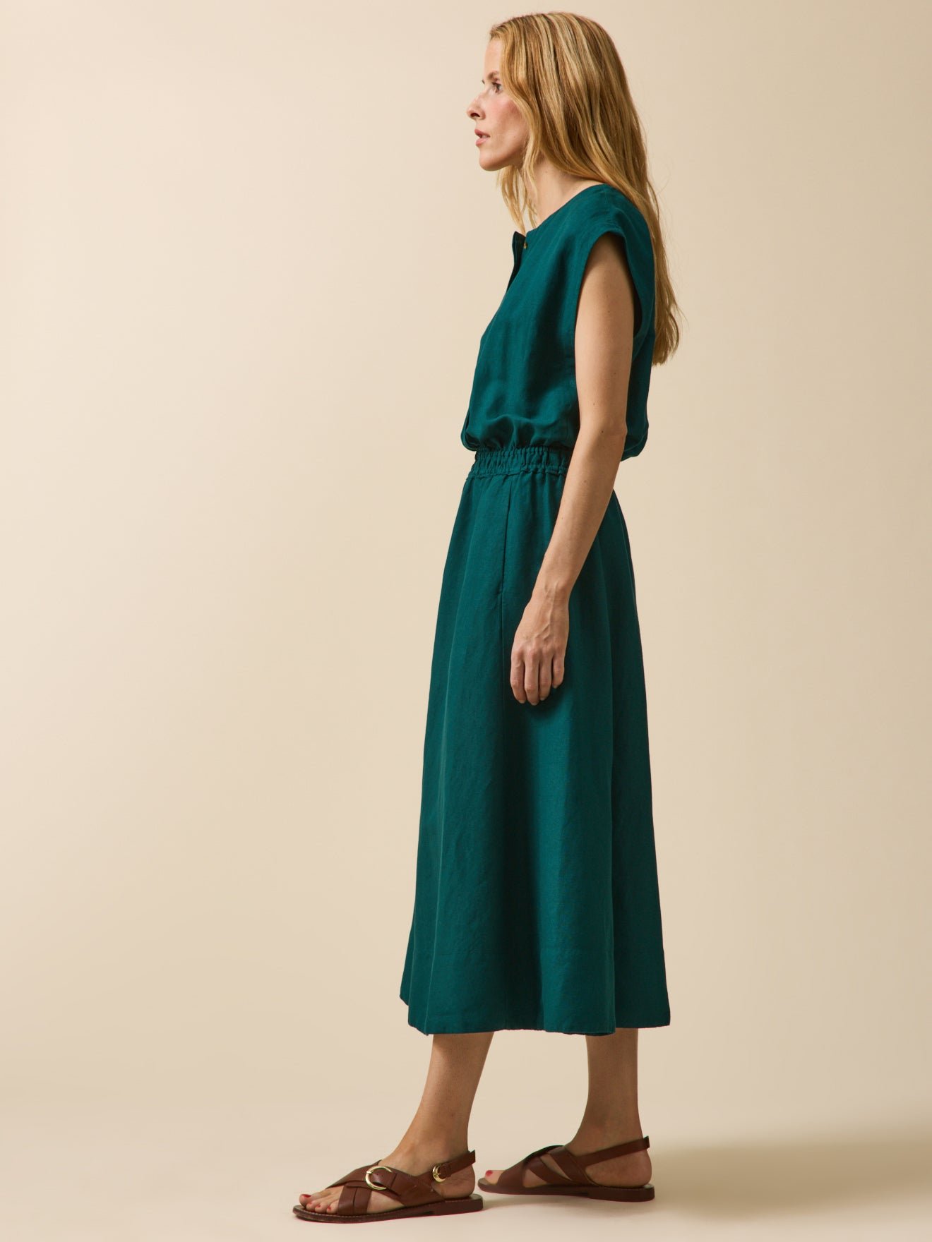 Women's sleeveless linen and viscose dress - Image 5