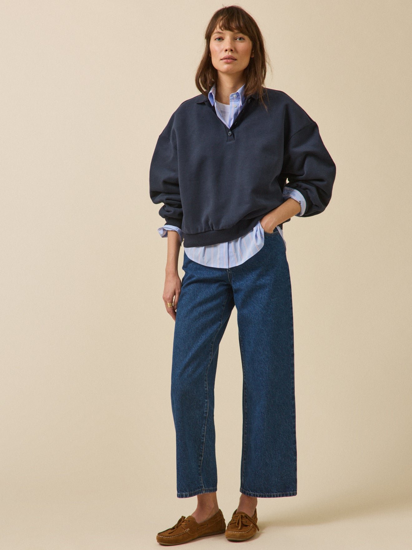 Women's fleece sweatshirt with polo shirt collar - Image 4