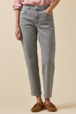 Women's organic cotton Claire mom jeans